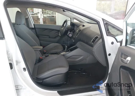 2018 Kia Forte Lx из США, поврежденный, VIN 3KPFL4A72JE261434